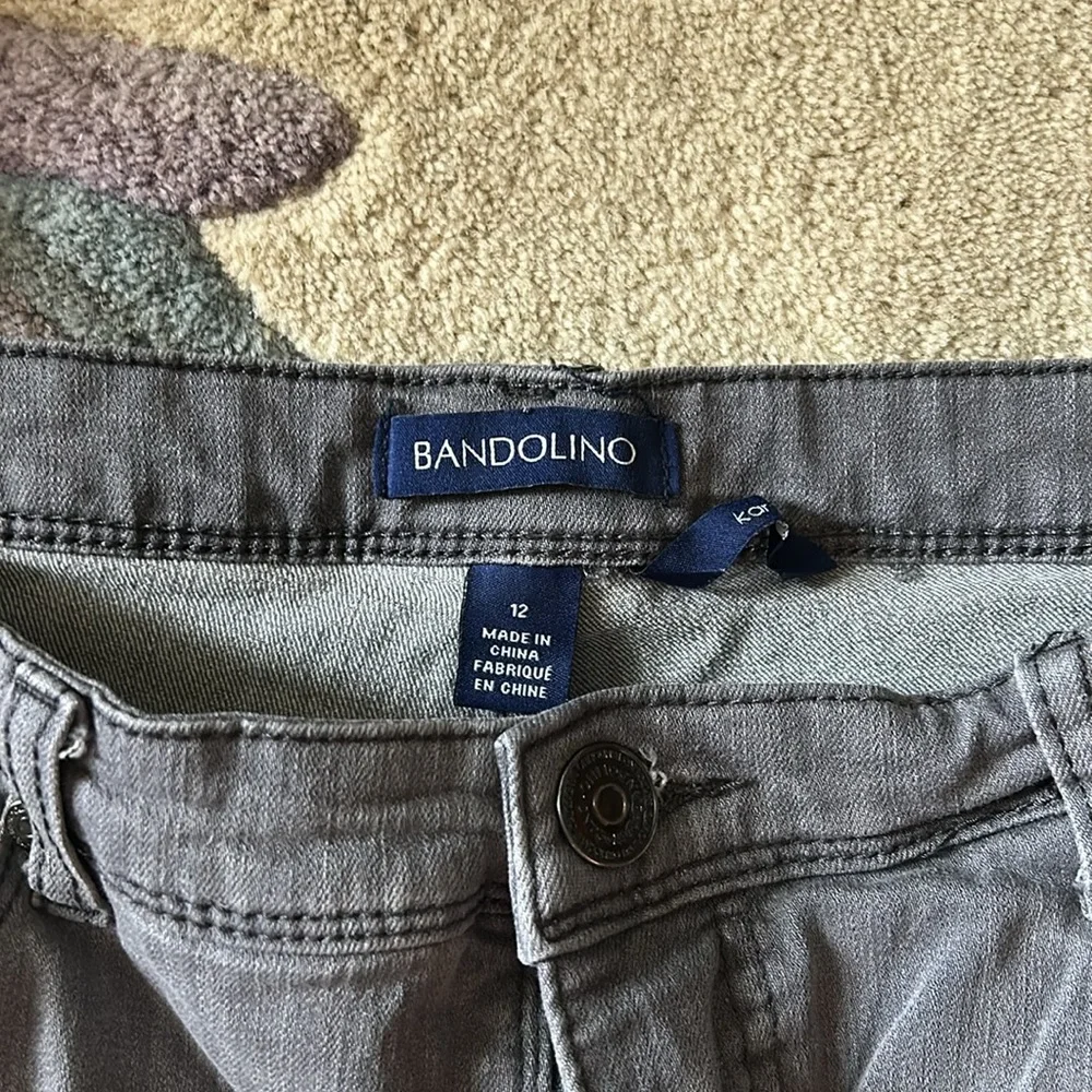 Two Pair Jeans. CODE BLEU and BANDOLINO - Picture 9 of 11